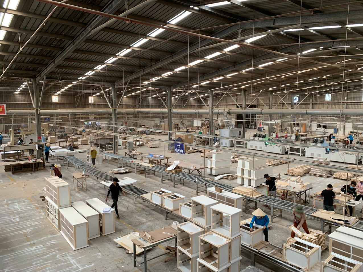 Doanh nghiệp ngành gỗ gặp khó về vay vốn ngân hàng, hoàn thuế VAT, thiếu đơn hàng xuất khẩu... Doanh nghiệp ngành gỗ gặp khó về vay vốn ngân hàng, hoàn thuế VAT, thiếu đơn hàng xuất khẩu...