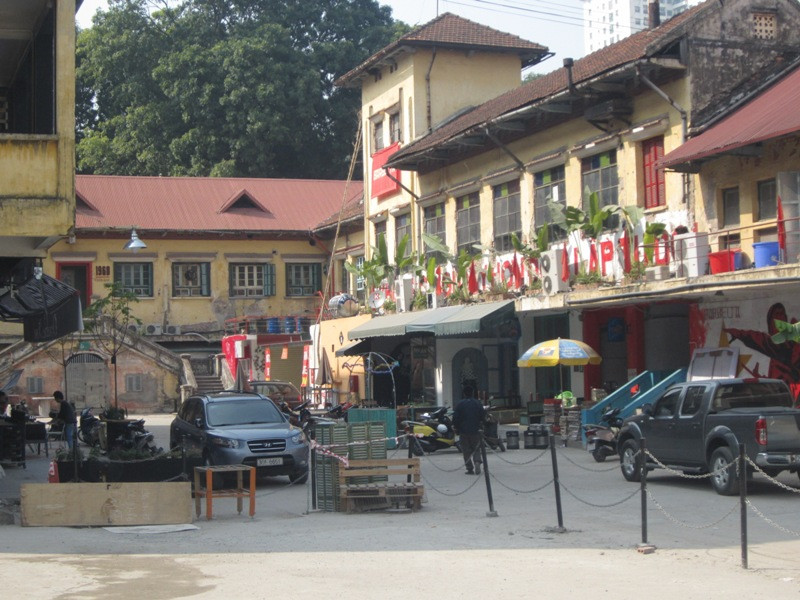 Khu Zone 9 ngừng mọi hoạt động sau khi bị cắt điện, nước