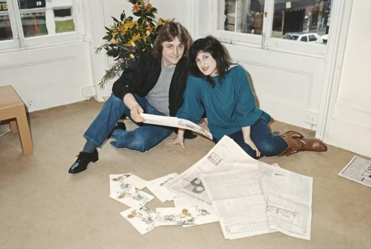 David và Elizabeth Emanuel là hai nhà thiết kế được chọn để tạo ra chiếc váy của Công nương Diana Spencer.