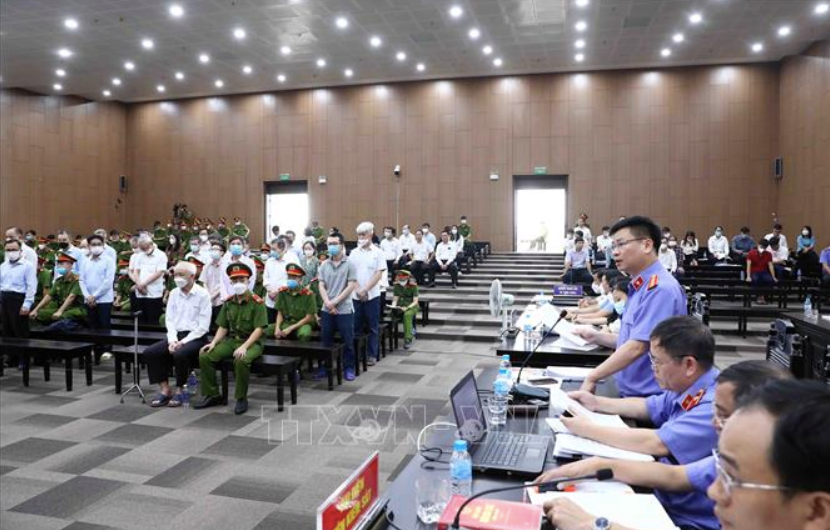 Viện Kiểm sát tham gia xét hỏi. Ảnh: TTXVN. Viện Kiểm sát tham gia xét hỏi. Ảnh: TTXVN.