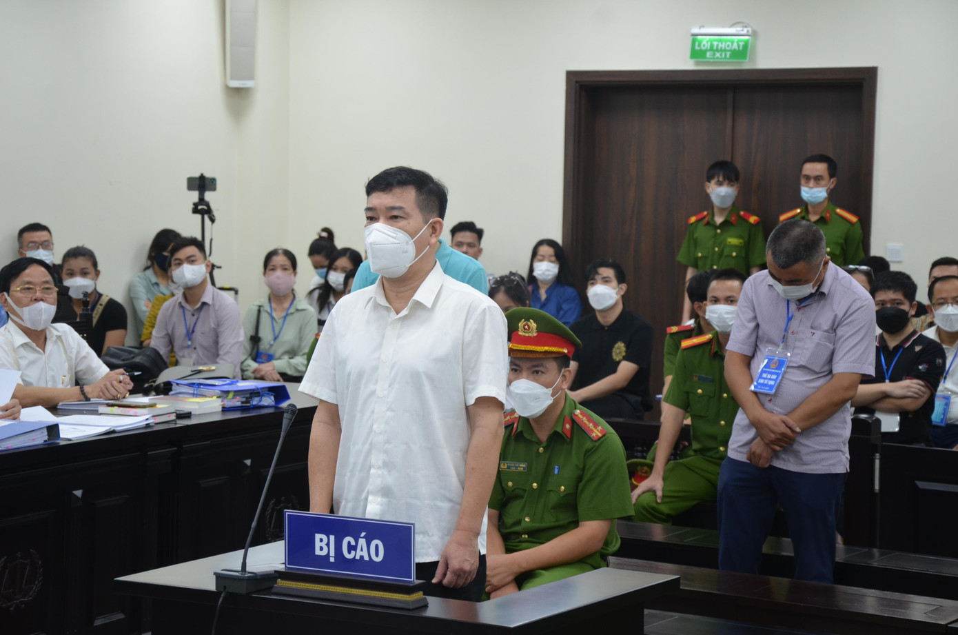 Bị cáo Phùng Anh Lê. Bị cáo Phùng Anh Lê.