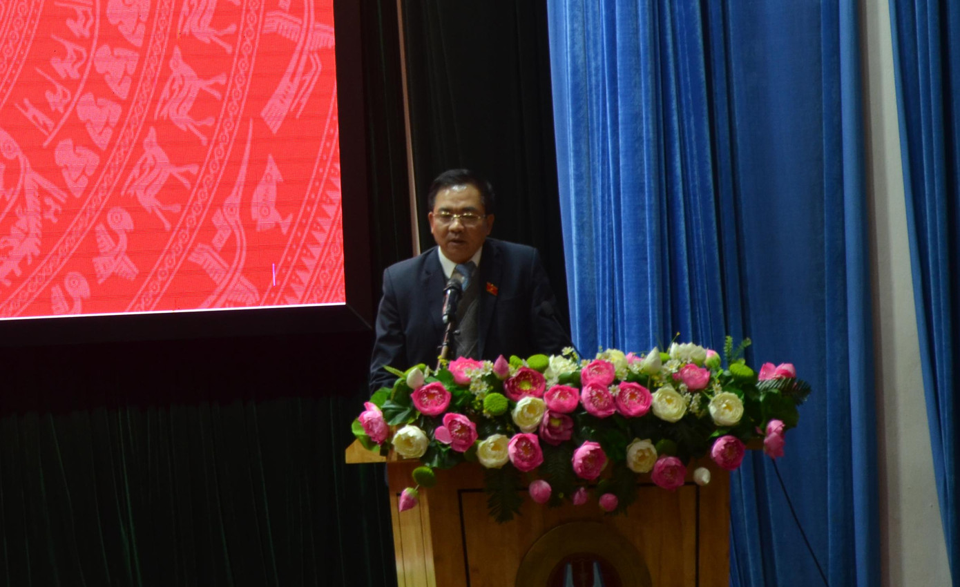 GS, TS Nguyễn Minh Đức. GS, TS Nguyễn Minh Đức.