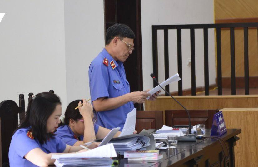 Đại diện Viện KSND Cấp cao nêu quan điểm luận tội tại phiên phúc thẩm.