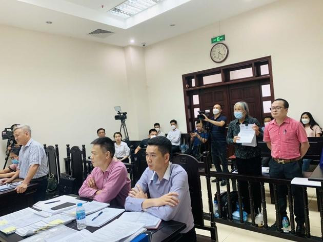 Bị đơn, nguyên đơn vụ án tranh chấp giữa Công ty Cổ phần Vật tư Apromaco Thái Bình với các thành viên của công ty. Bị đơn, nguyên đơn vụ án tranh chấp giữa Công ty Cổ phần Vật tư Apromaco Thái Bình với các thành viên của công ty.