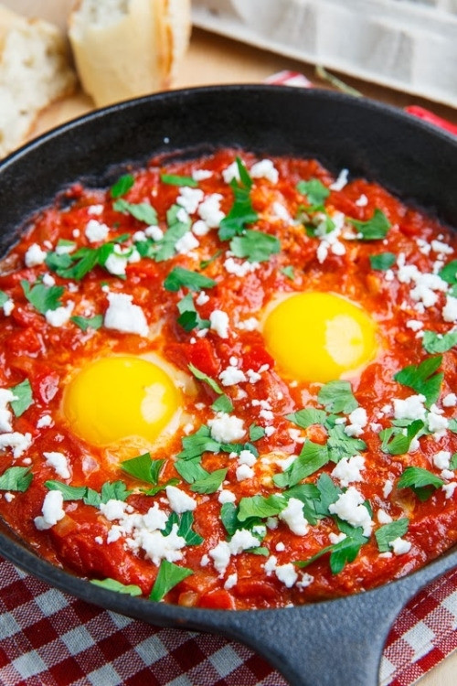 Cà chua là một trong những loại thực phẩm giúp bạn trẻ lâu