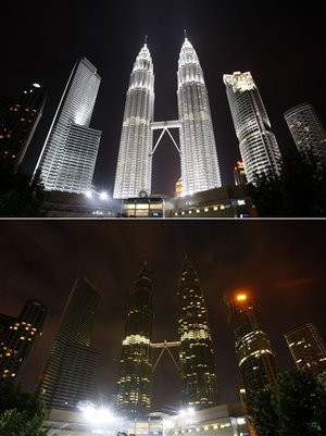 Tòa tháp đôi tại Malaysia cũng tắt điện