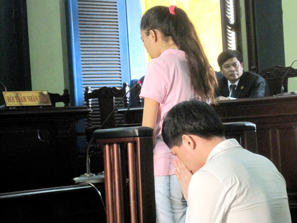 Mỹ Xuân trả lời thẩm vấn tại tòa