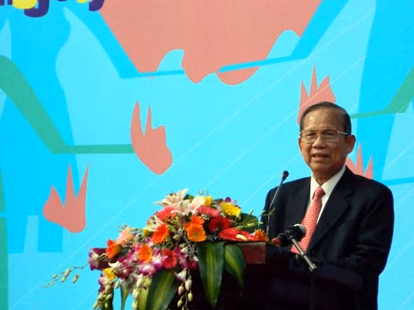 Phó Thủ tướng Trương Vĩnh Trọng phát biểu tại buổi lễ ra quân