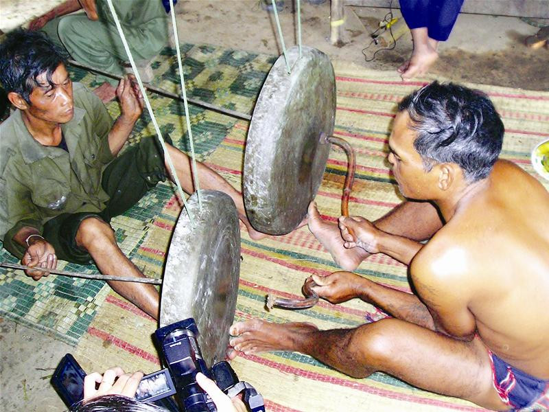 Chiêng Tha báu vật của người Brâu Ảnh: Huỳnh Kiên