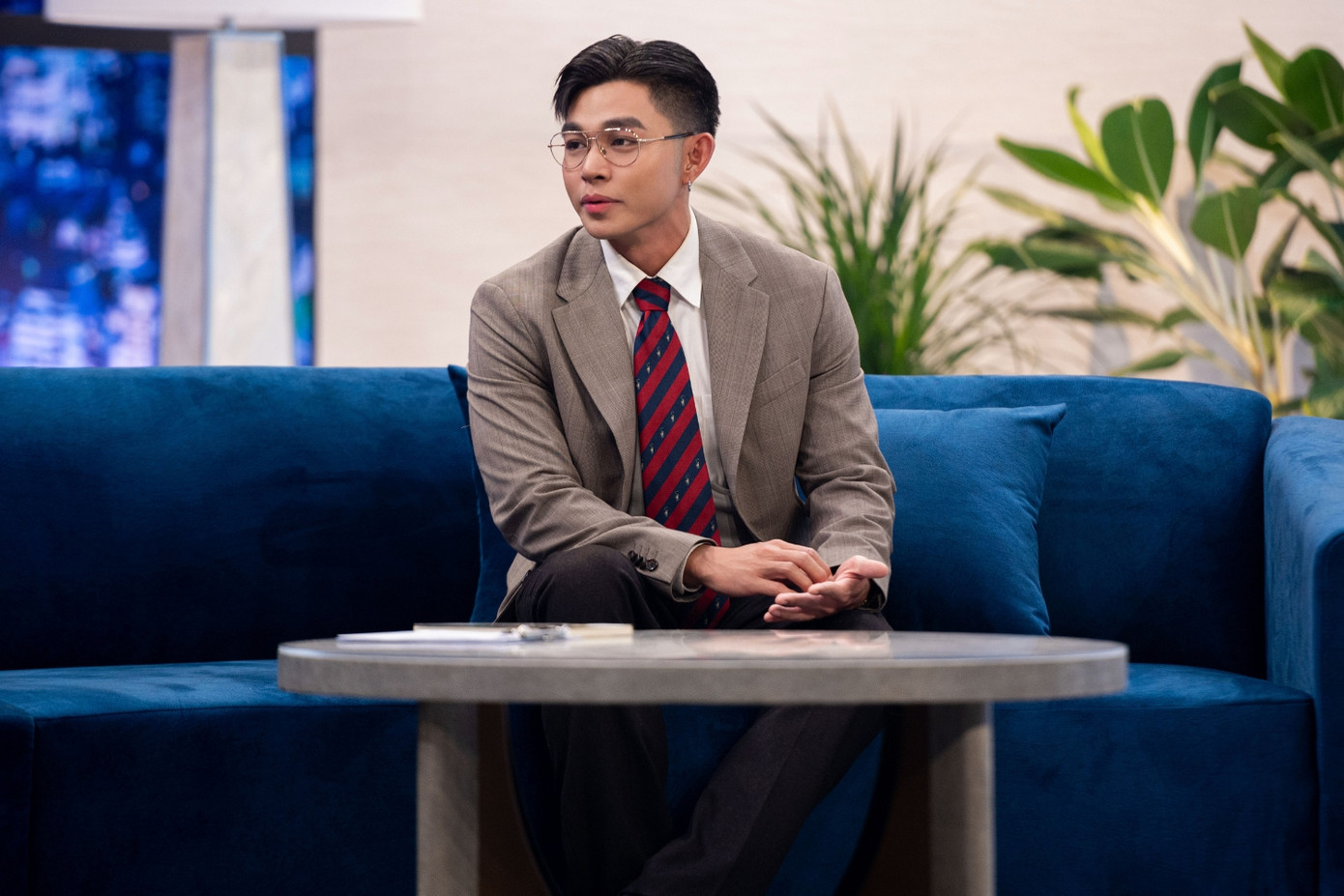 Jun Phạm chia sẻ kỷ luật là yếu tố then chốt giúp anh duy trì đam mê viết lách lẫn ca hát. Jun Phạm chia sẻ kỷ luật là yếu tố then chốt giúp anh duy trì đam mê viết lách lẫn ca hát.