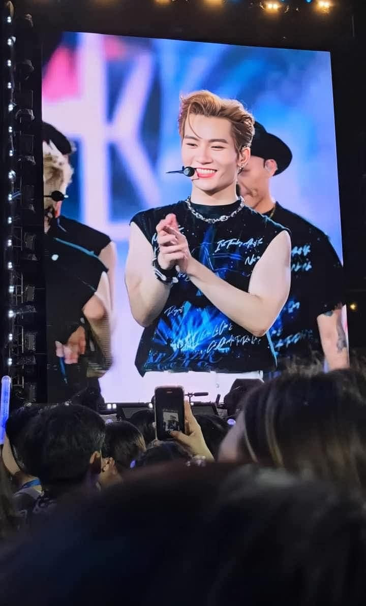 Hình ảnh Đỗ Phú Quí tại concert Anh Trai "Say Hi". - Ảnh: FBNV. Hình ảnh Đỗ Phú Quí tại concert Anh Trai "Say Hi". - Ảnh: FBNV.