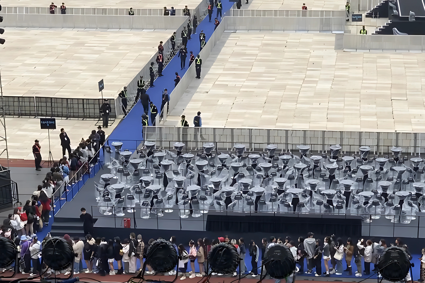 Hình ảnh sân khấu được chia sẻ từ &quot;những người chiến thắng&quot; khiến fan &quot;nổi da gà&quot;. - Ảnh: pnpthao14106.