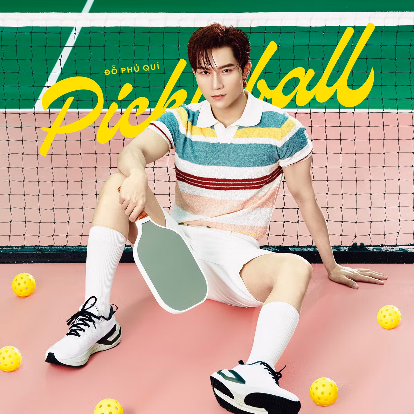 Sản phẩm comeback của nam ca sĩ chưa để lại ấn tượng cho khán giả. Ảnh: FBNV.