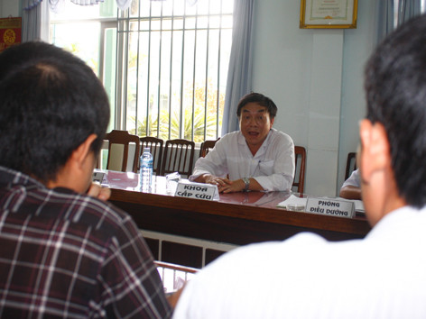 Bác sĩ Phạm Ngọc Ẩn trao đổi với báo chí ngày 15/8 . Bác sĩ Phạm Ngọc Ẩn trao đổi với báo chí ngày 15/8