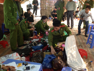 Thu giữ tiền và tang vật tại sới bạc