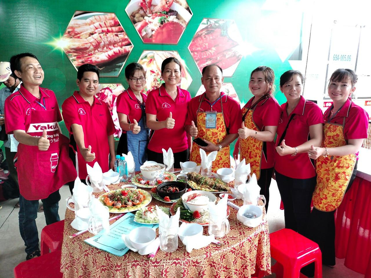 Các sự kiện hoạt động văn hóa, thể thao, du lịch, ẩm thực giới thiệu hình ảnh con người và vùng đất Cà Mau với du khách thập phương.