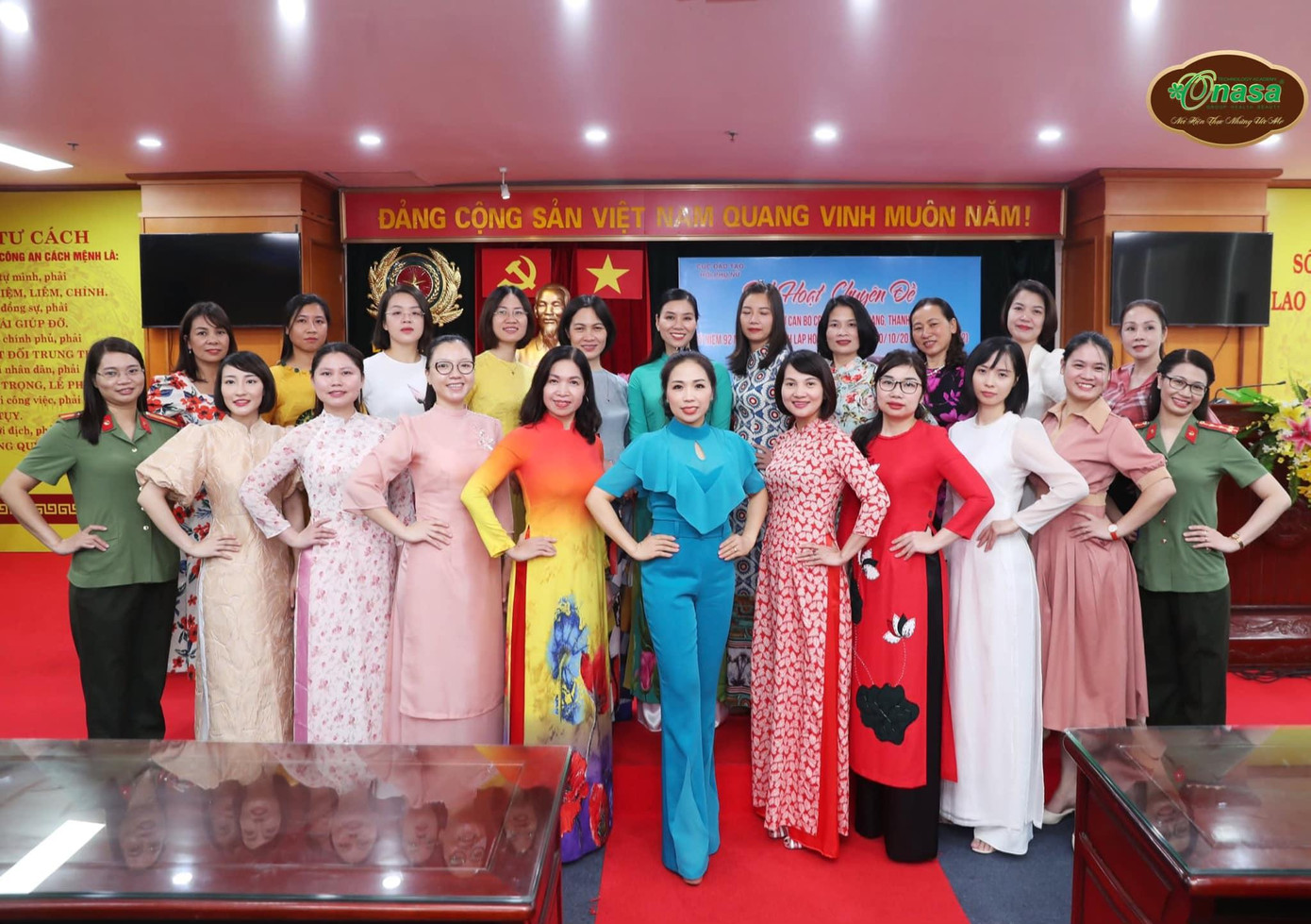 Khỏe, hạnh phúc, đẹp toàn diện là mục tiêu hướng đến của mỗi phụ nữ hiện đại Khỏe, hạnh phúc, đẹp toàn diện là mục tiêu hướng đến của mỗi phụ nữ hiện đại