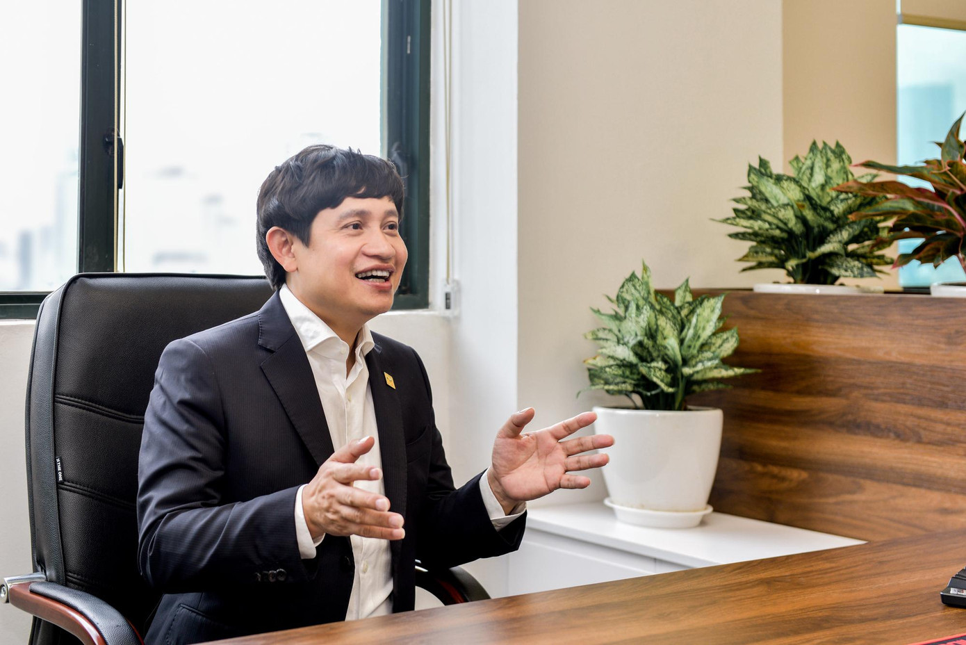 Ông Hoàng Mai Chung cho rằng, start – up hiện vô cùng cô đơn, chủ yếu tự đối mặt, nỗ lực để tồn tại, phát triển Ông Hoàng Mai Chung cho rằng, start – up hiện vô cùng cô đơn, chủ yếu tự đối mặt, nỗ lực để tồn tại, phát triển