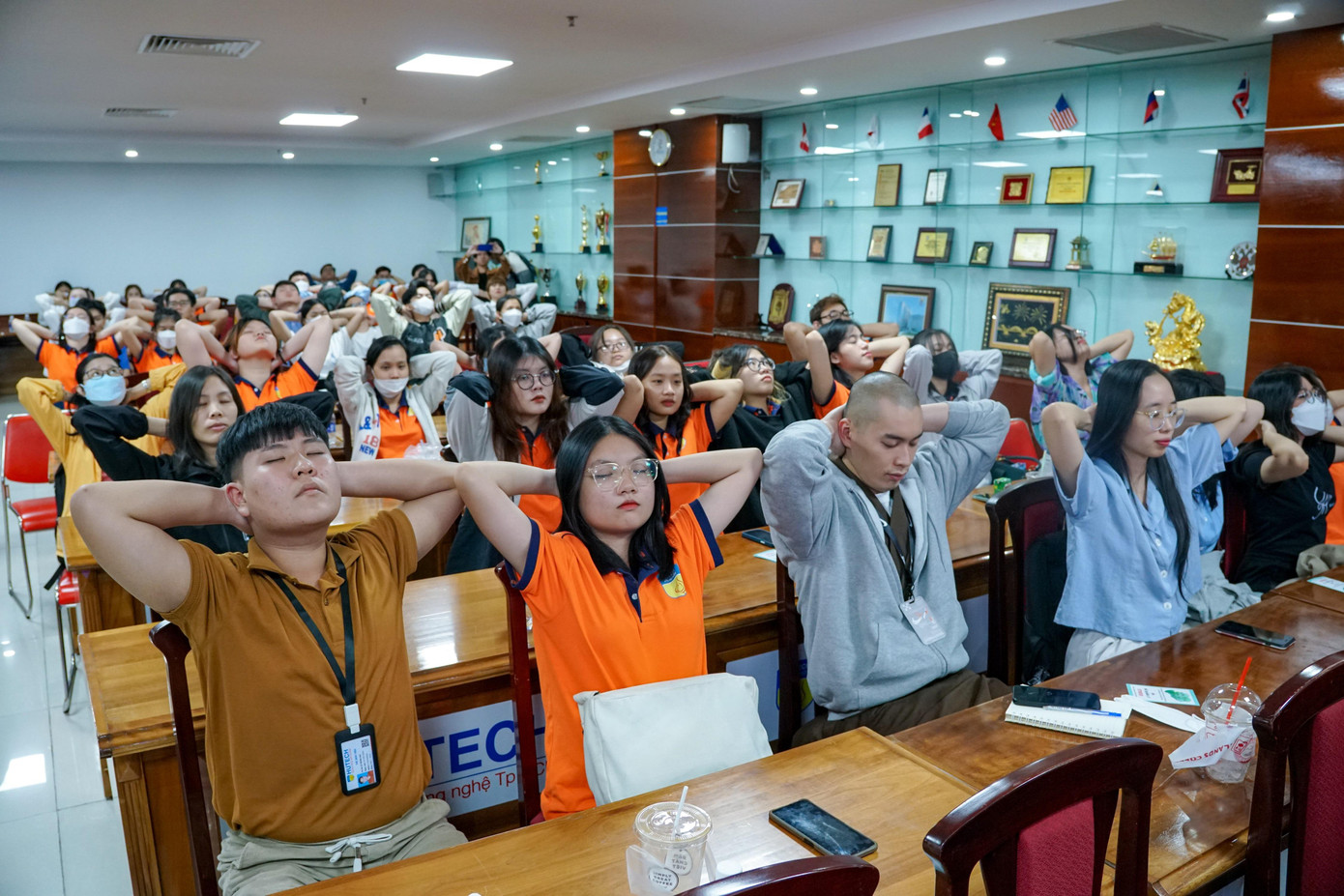 Sinh viên thực hành một kỹ thuật cơ bản giúp giảm căng thẳng Sinh viên thực hành một kỹ thuật cơ bản giúp giảm căng thẳng