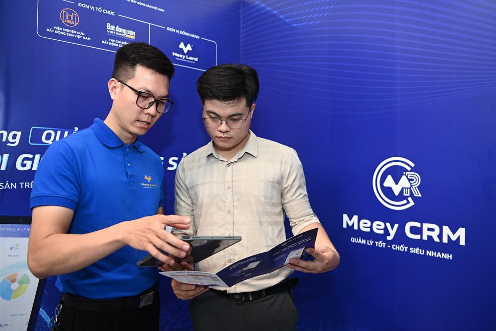 Khách hàng trải nghiệm sản phẩm Meey CRM