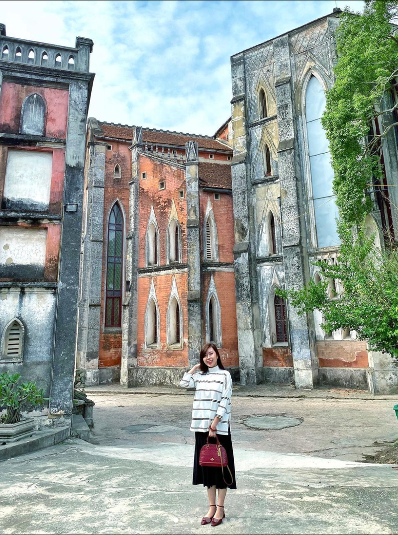 Một góc nhà thờ Sở Kiện