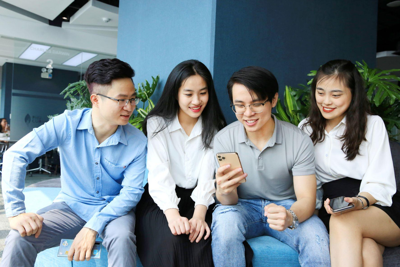 VietinBank iPay Mobile - “Ngân hàng số vạn năng” với đa dạng tiện ích thanh toán VietinBank iPay Mobile - “Ngân hàng số vạn năng” với đa dạng tiện ích thanh toán