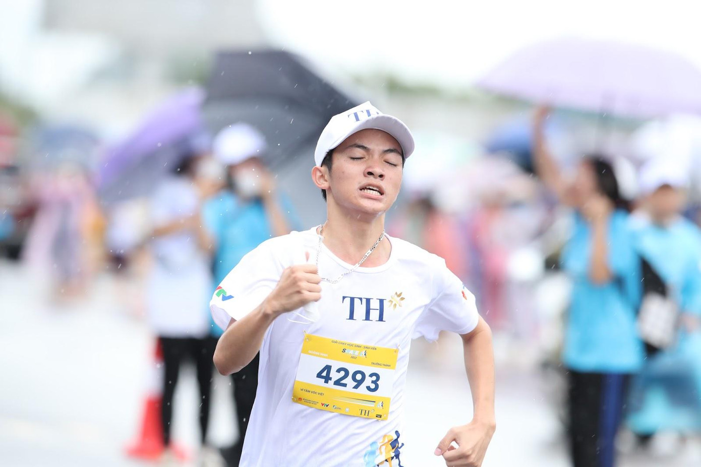 Các nhà vô địch S-Race Quảng Ninh đã viết lại định nghĩa “Trưởng Thành” cho các bạn trẻ Các nhà vô địch S-Race Quảng Ninh đã viết lại định nghĩa “Trưởng Thành” cho các bạn trẻ