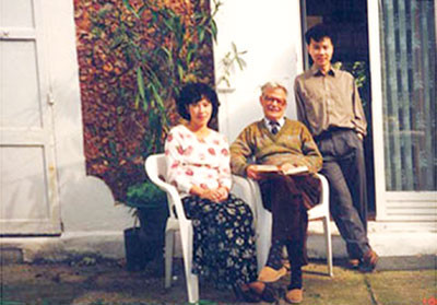 Ngô Bảo Châu và người thân trong gia đình - Nguồn: Tư liệu (Thanh Niên). Ngô Bảo Châu và người thân trong gia đình - Nguồn: Tư liệu (Thanh Niên)