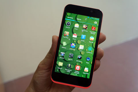 Nhìn chung máy đáp ứng nhu cầu sử dụng với cấu hình khá, mức giá hợp lý