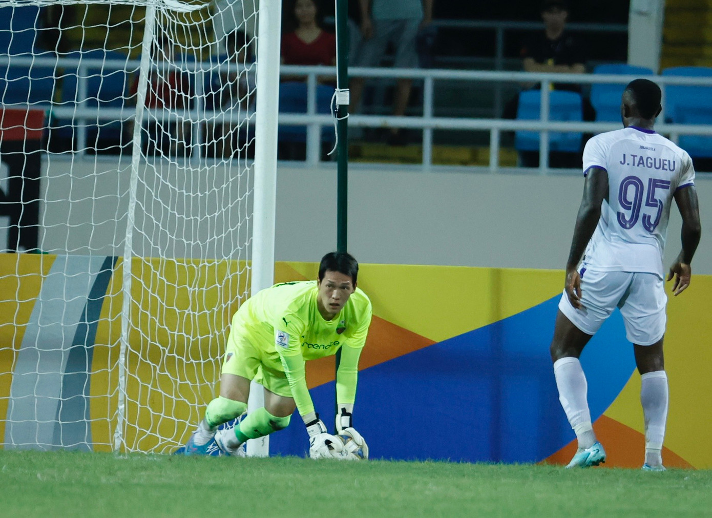 Hà Nội FC có màn thể hiện tốt dù thua Pohang Steelers 2-4 ảnh 30