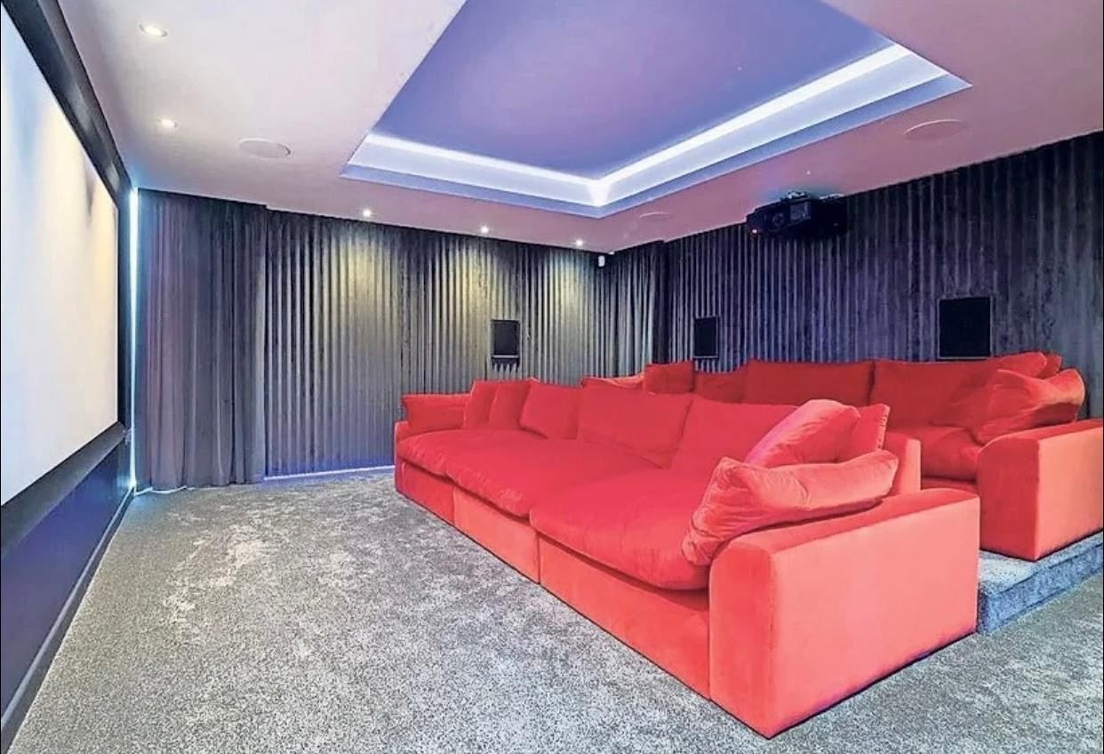 Rạp phim mini Rạp phim mini