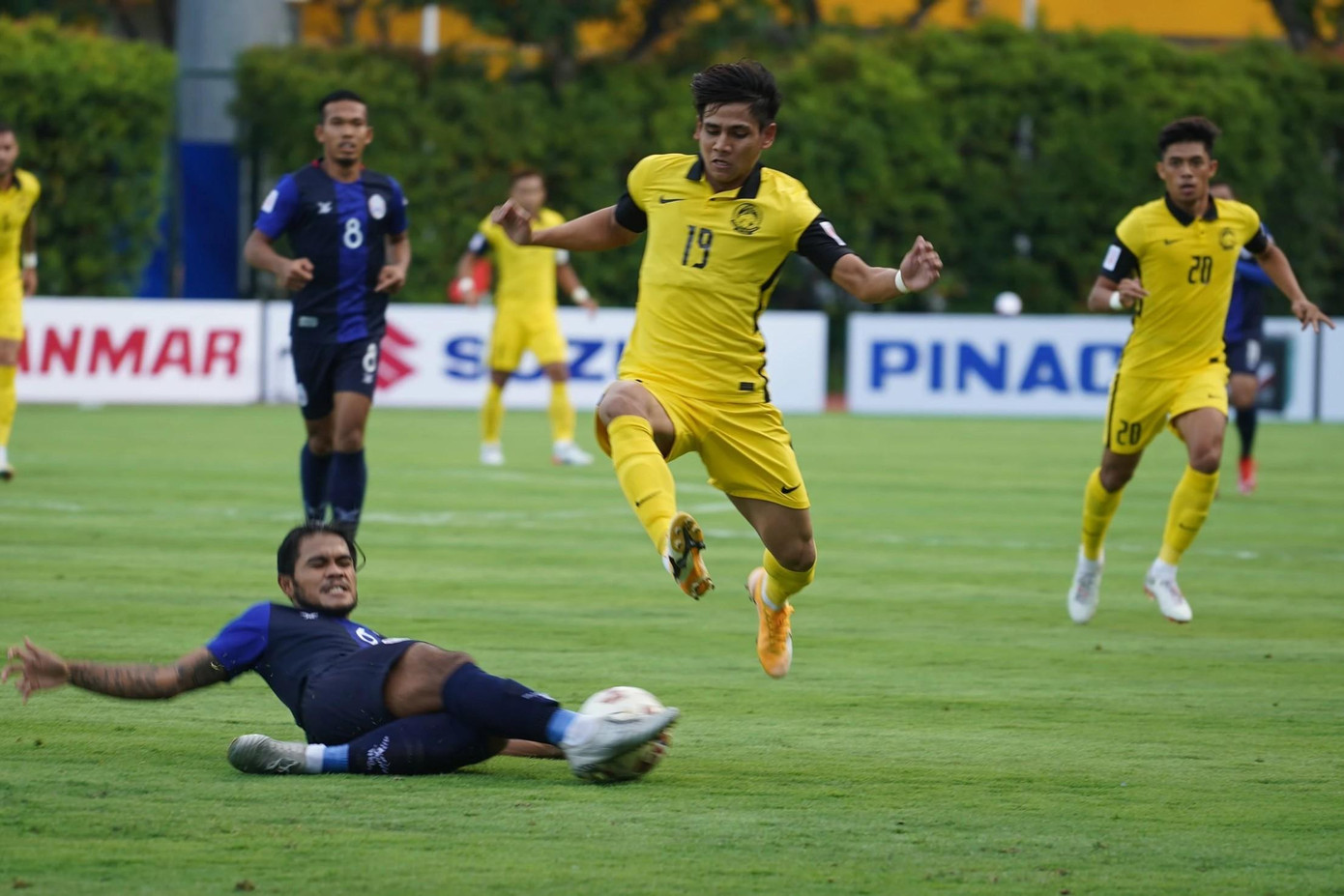 Rashid ghi 1 bàn và mang về 1 quả penalty trước Campuchia