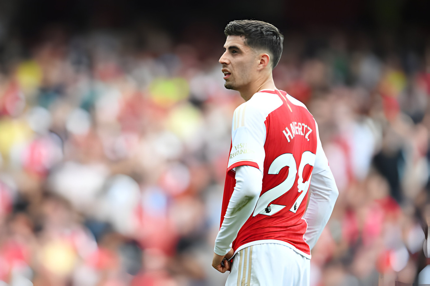 Giành chiến thắng trước Everton 2-1, Arsenal vẫn ngậm ngùi nhìn Man City nâng cúp vô địch ảnh 27 Giành chiến thắng trước Everton 2-1, Arsenal vẫn ngậm ngùi nhìn Man City nâng cúp vô địch ảnh 27