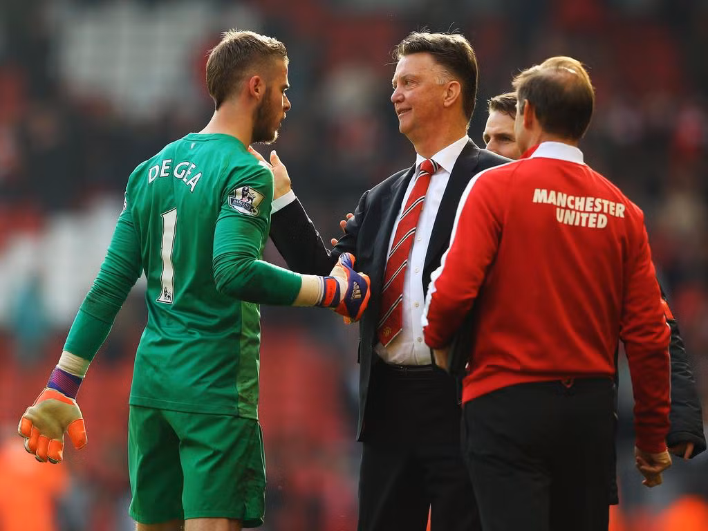 Van Gaal từng trải qua 2 năm đáng quên tại MU Van Gaal từng trải qua 2 năm đáng quên tại MU