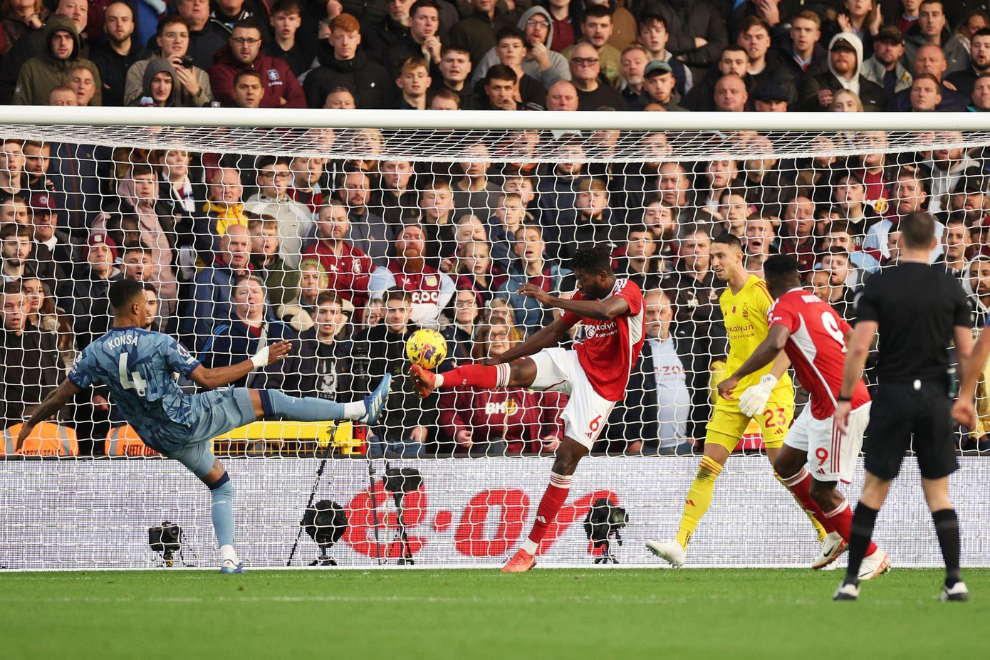 Thua sốc Nottingham Forest, Aston Villa lỡ cơ hội vào tốp 3 ảnh 19 Thua sốc Nottingham Forest, Aston Villa lỡ cơ hội vào tốp 3 ảnh 19