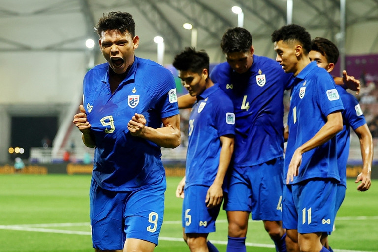 Chân sút số 1 tuyển Thái Lan, Supachai không thể dự giải vì bị Buriram cấm