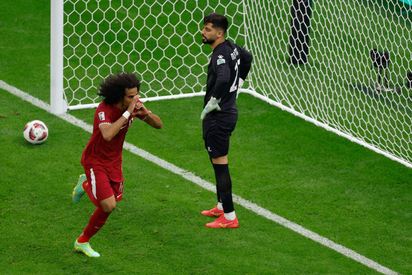 Afif ghi tới 4 và kiến tạo 2 trong tổng số 7 bàn của Qatar từ đầu giải