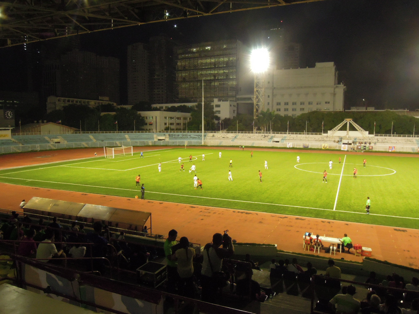 Chỉ có vài trăm khán giả xem trận Philippines vs Timor Leste tại AFF Cup 2020 Chỉ có vài trăm khán giả xem trận Philippines vs Timor Leste tại AFF Cup 2020