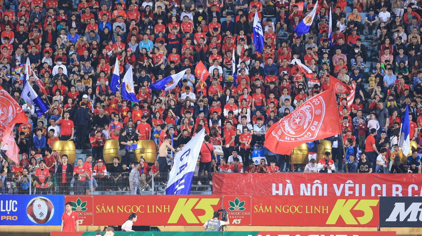 Giúp CAHN đánh bại TP HCM 2-0, HLV Kiatisuk có màn ra mắt thành công ảnh 27 Giúp CAHN đánh bại TP HCM 2-0, HLV Kiatisuk có màn ra mắt thành công ảnh 27