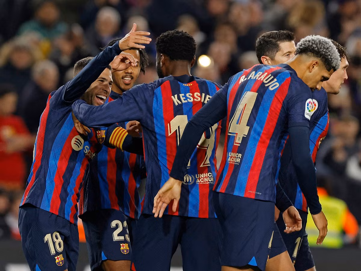 Barca khai thông bế tắc ở hiệp hai Barca khai thông bế tắc ở hiệp hai