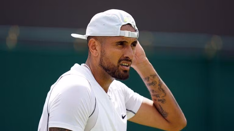 Kyrgios luôn gắn với những vụ tai tiếng