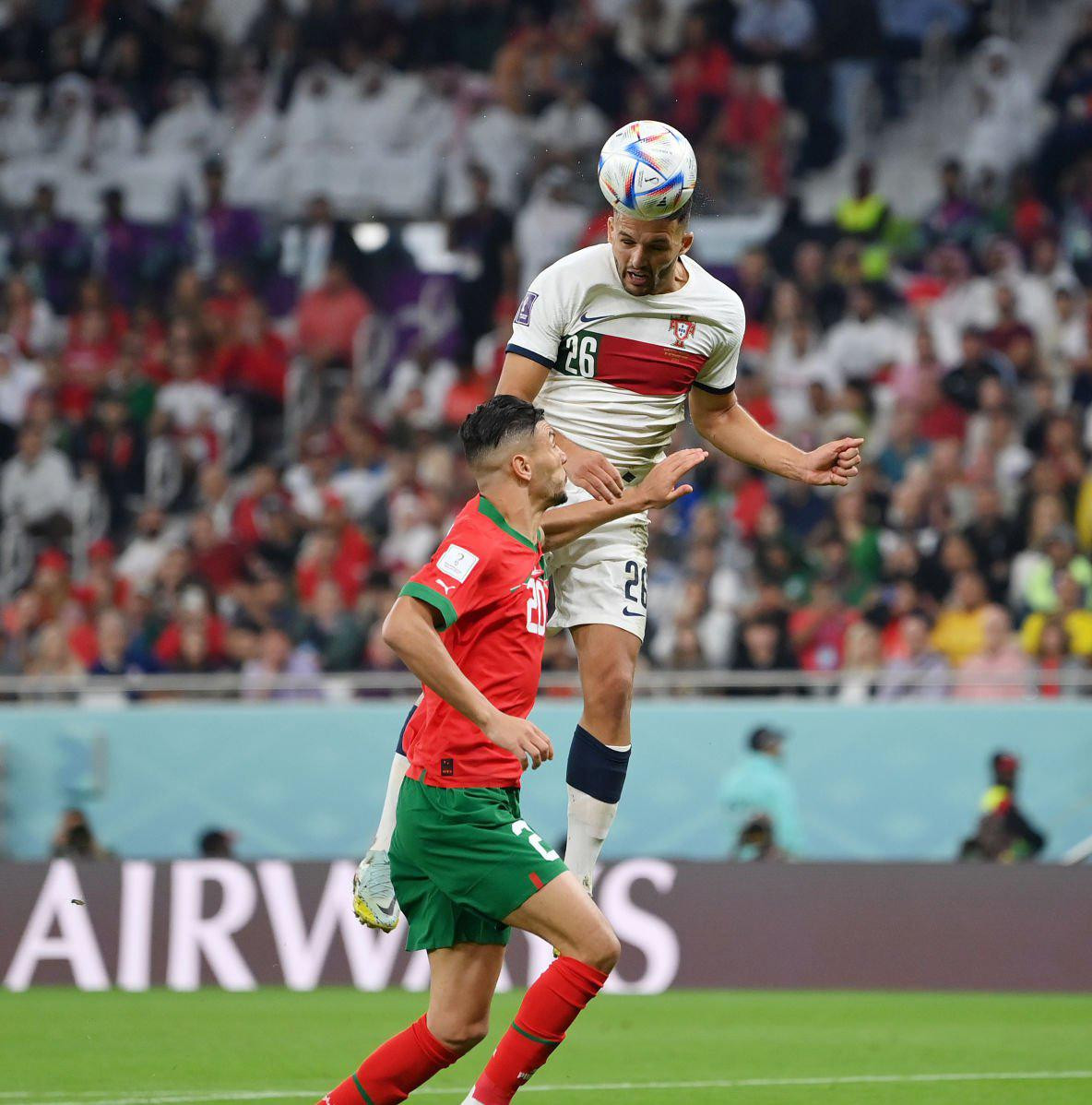 Đánh bại Bồ Đào Nha 1-0, Morocco ghi tên vào lịch sử World Cup ảnh 25 Đánh bại Bồ Đào Nha 1-0, Morocco ghi tên vào lịch sử World Cup ảnh 25