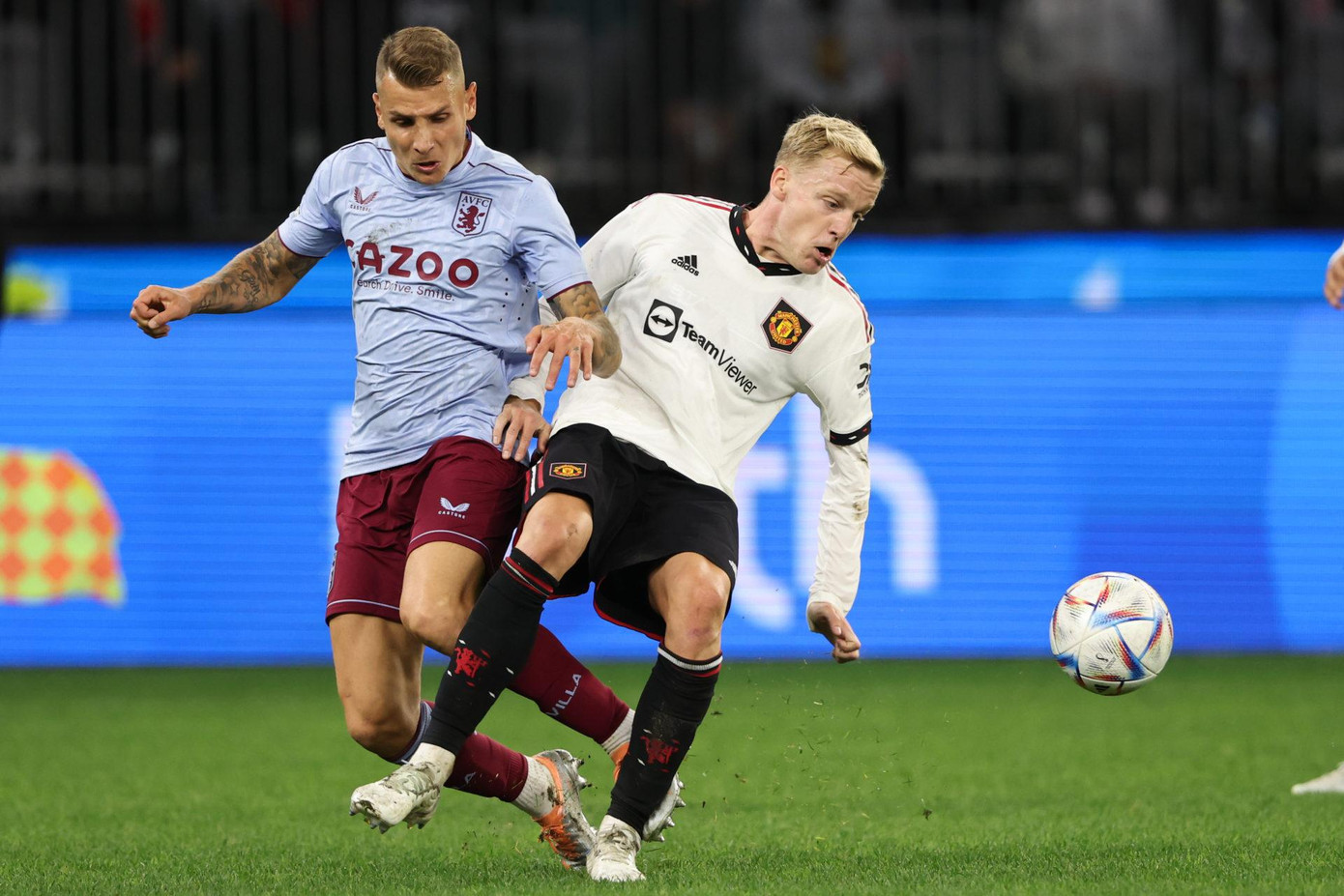 MU mất thế trận dễ dàng trong hiệp hai MU mất thế trận dễ dàng trong hiệp hai