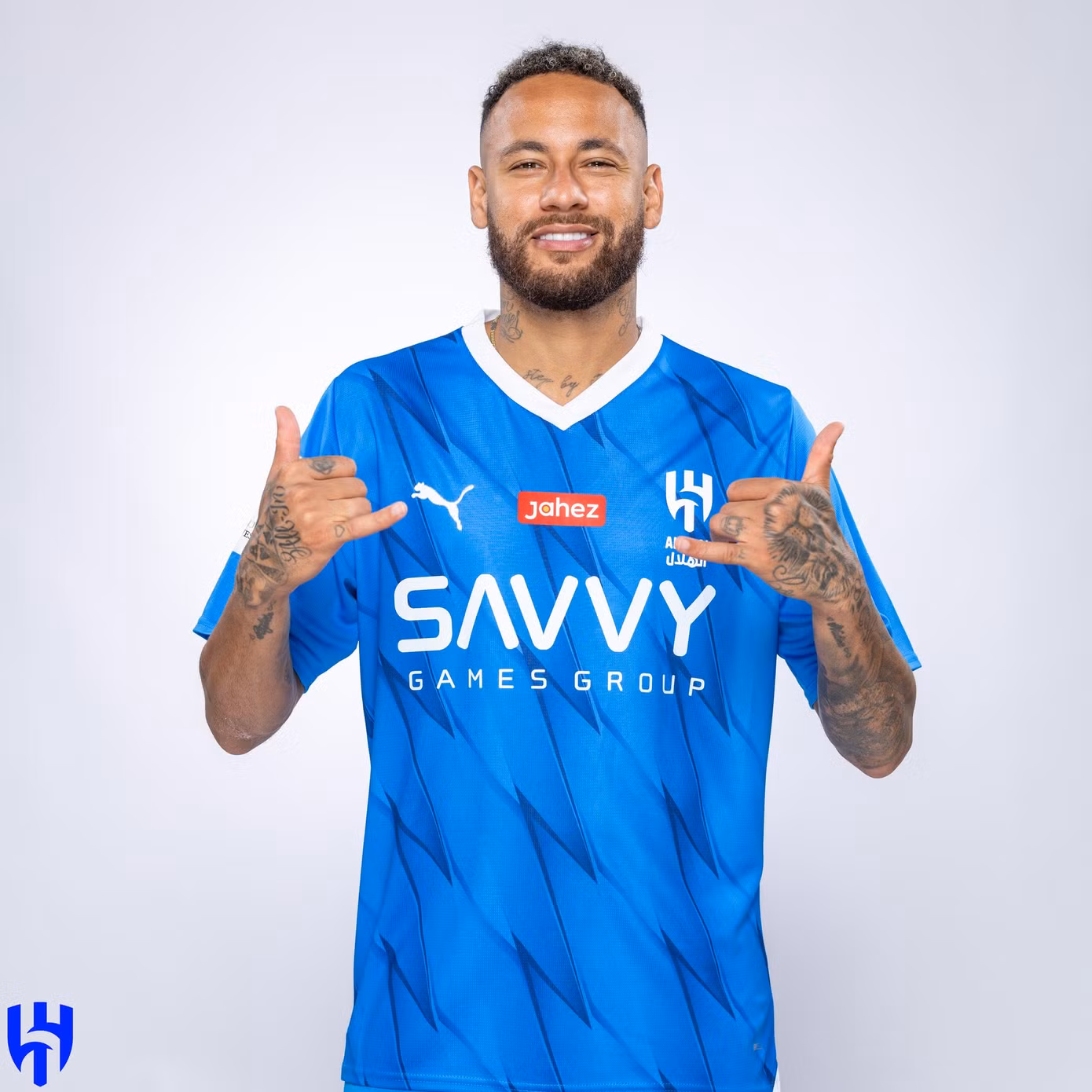 Neymar trong màu áo mới Neymar trong màu áo mới