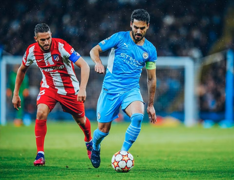 Simeone và học trò đang bị Man City dẫn 1-0