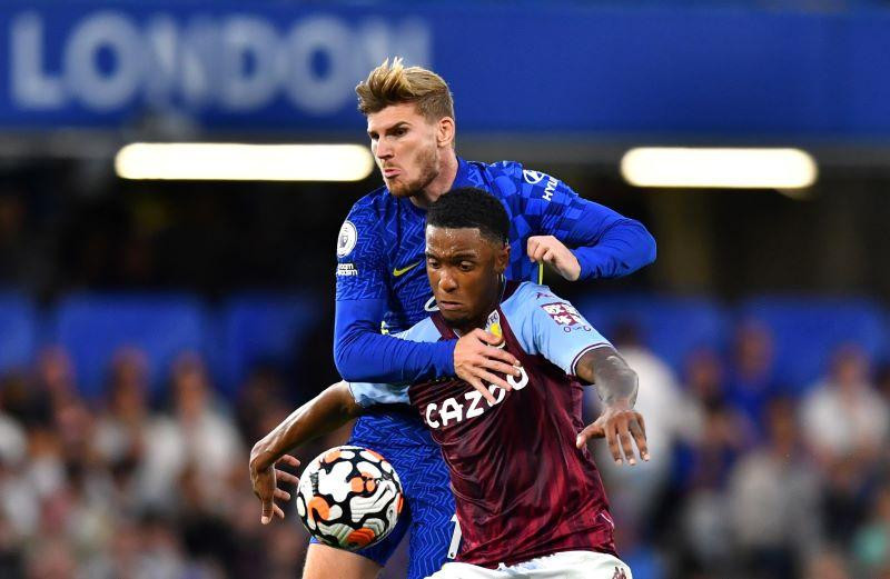 Chelsea vấp phải sức kháng cự rất lớn của Aston Villa