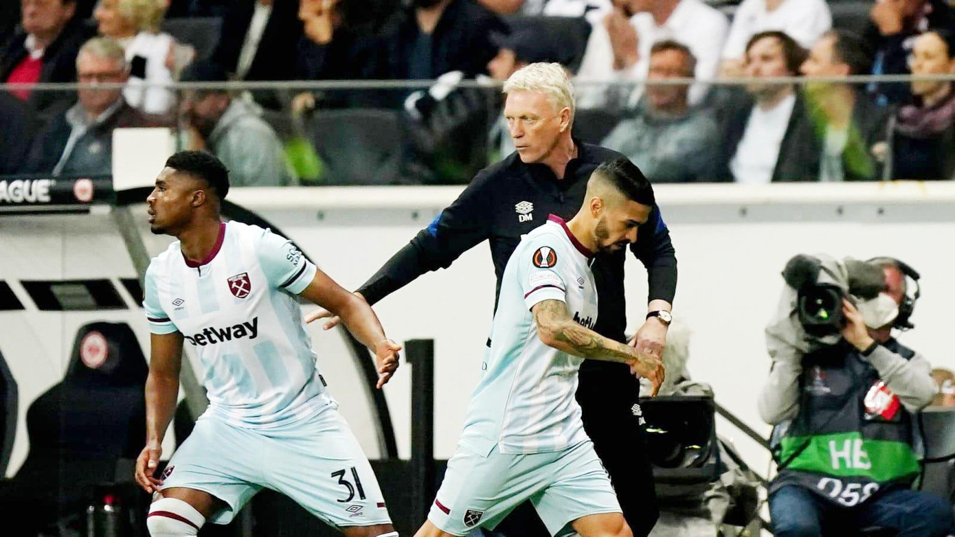 West Ham thua Frankfurt ở cả hai lượt trận