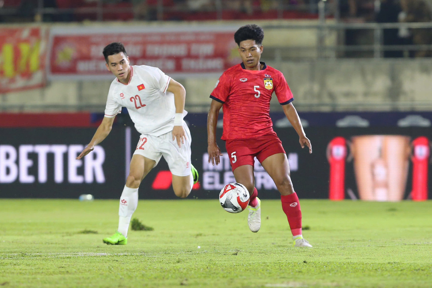 Lào đang tiến bộ từng ngày