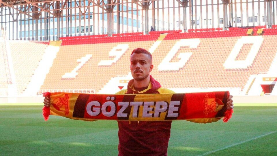 Cựu tiền đạo Di Santo của Chelsea đang đầu quân cho Goztepe