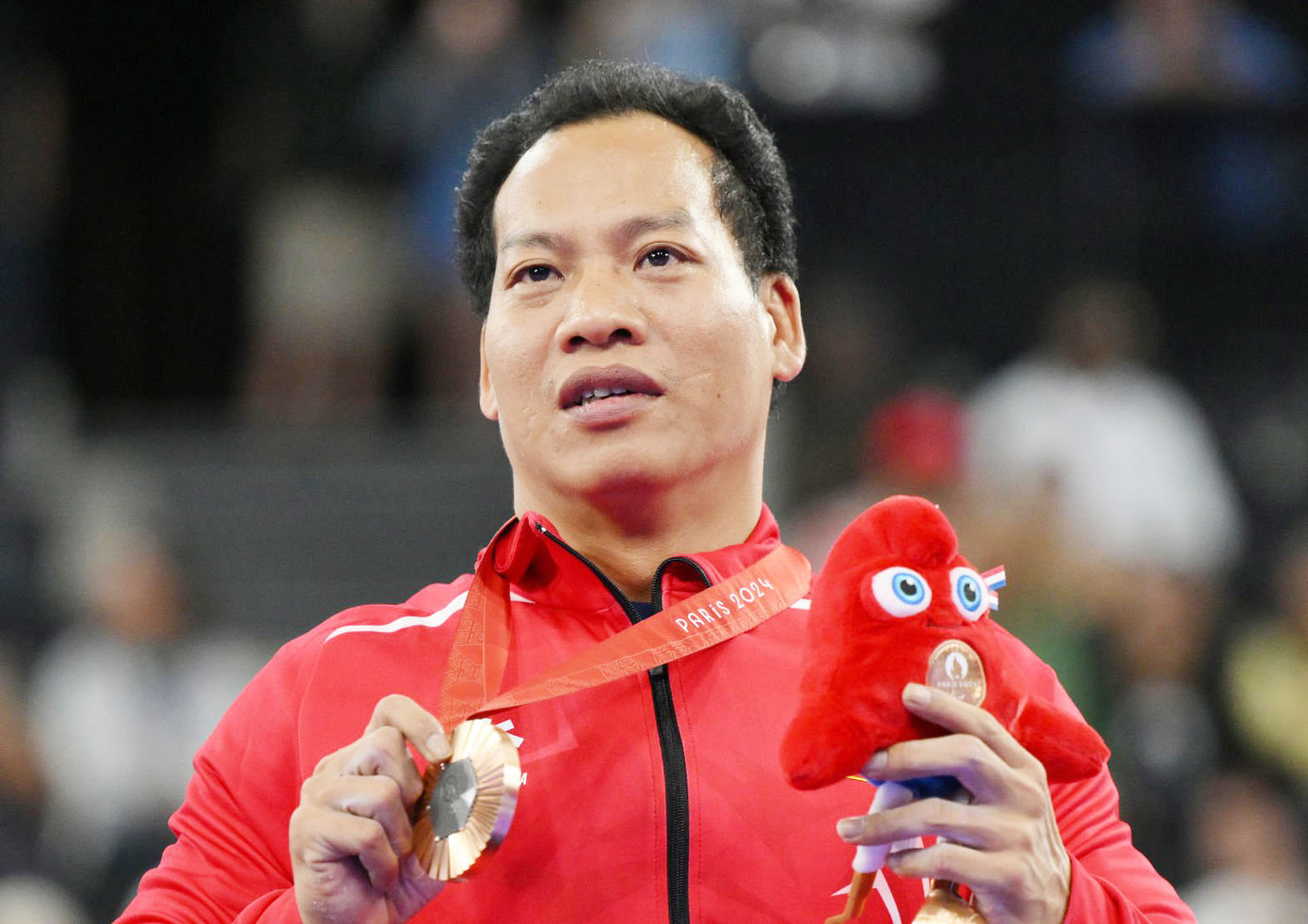 Văn Công nhận HCĐ ở Paralympic Paris 2024 Văn Công nhận HCĐ ở Paralympic Paris 2024